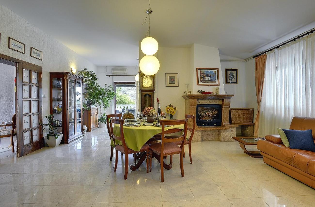 Villa Mima Banjole Exterior photo