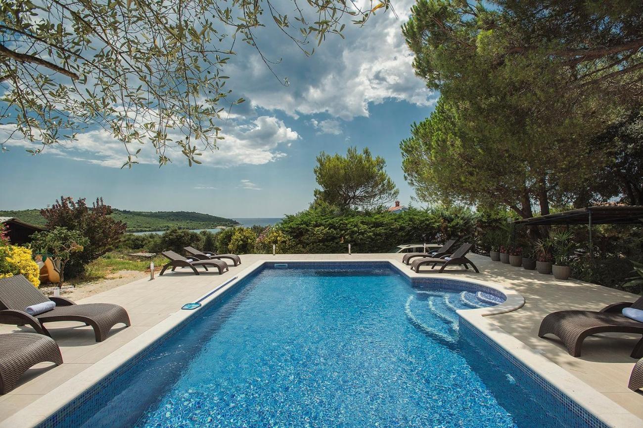 Villa Mima Banjole Exterior photo